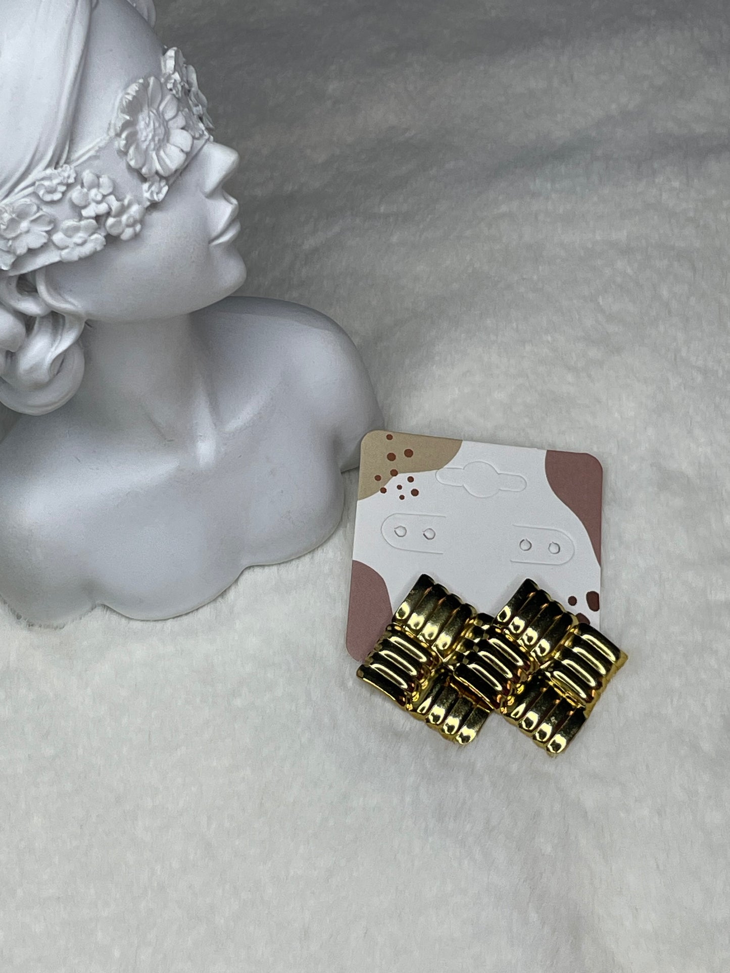 Shape me Square Earrings