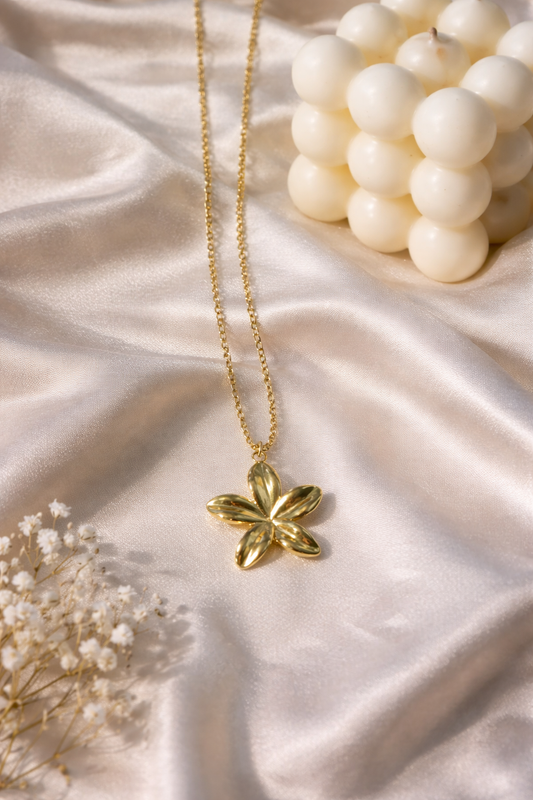 Bloom Flower Necklace