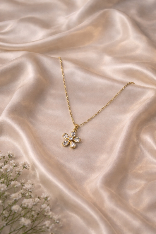 Little Flower Necklace