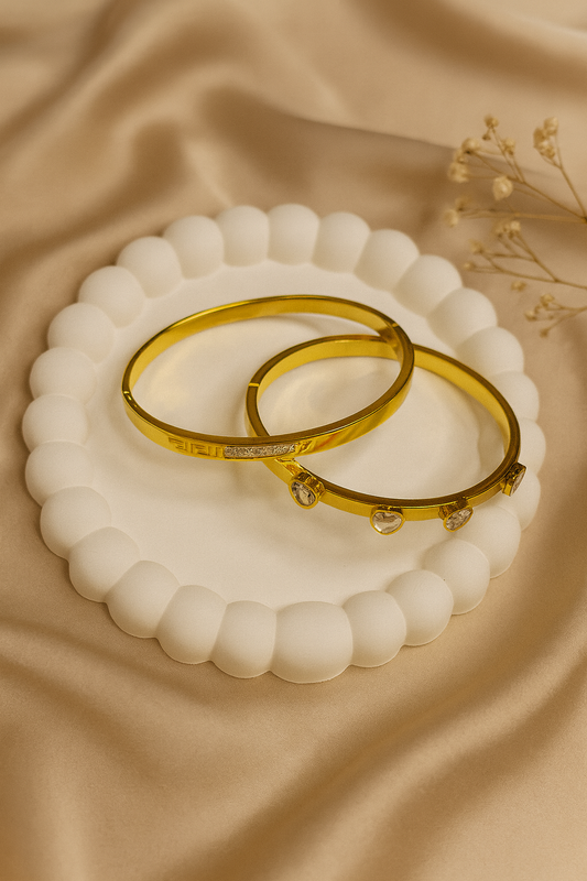 Queen’s Gold Brace Duo