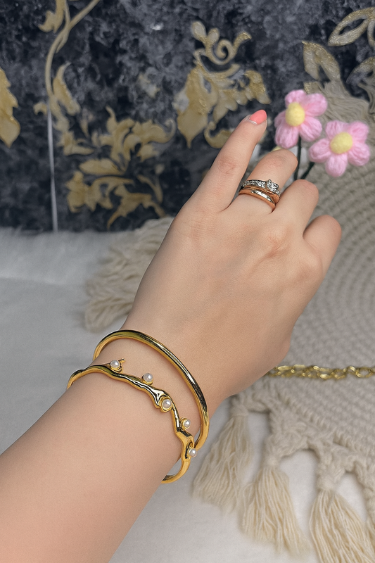 Pearl Crest Twin Set