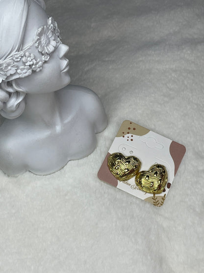 Chunky heart earrings