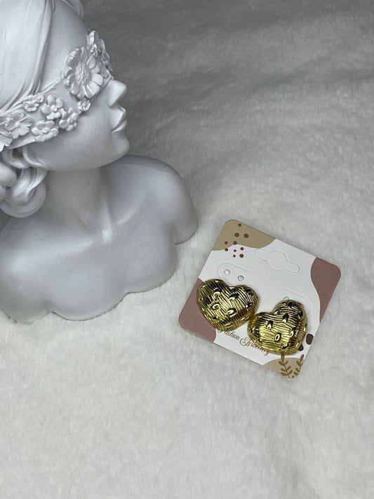 Chunky heart earrings