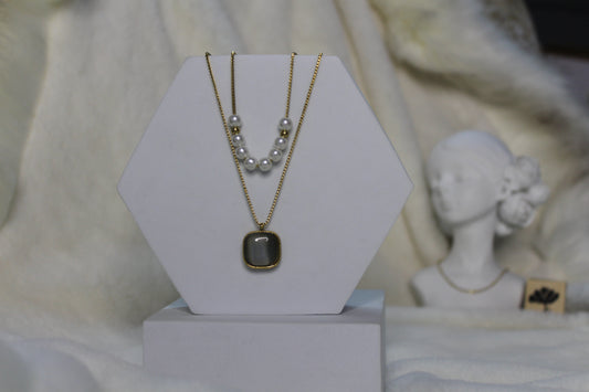 Double layer statement necklace