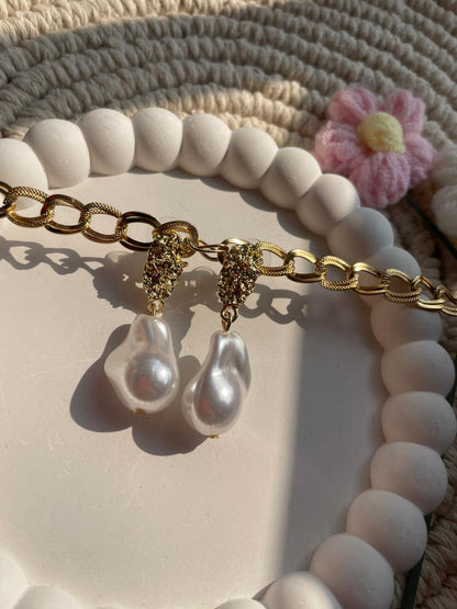 Golden Dew Pearl Drop Earrings